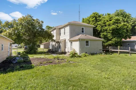 209 East Griggs Street Mansfield IL 61854