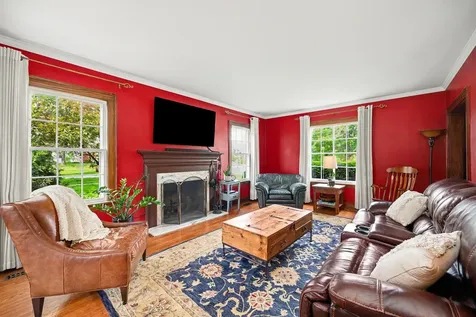 273 Geneva Road Glen Ellyn IL 60137