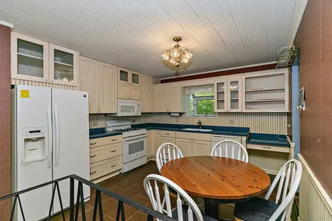2 Summit Street East Dundee IL 60118