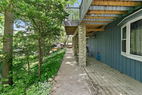 2 Summit Street East Dundee IL 60118
