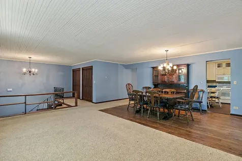 2 Summit Street East Dundee IL 60118