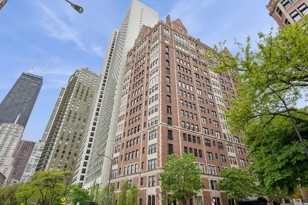 1120 North Lake Shore Drive Chicago IL 60611
