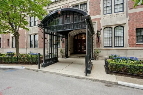 1120 North Lake Shore Drive Chicago IL 60611