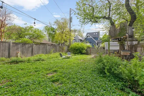5415 North Wayne Avenue Chicago IL 60640
