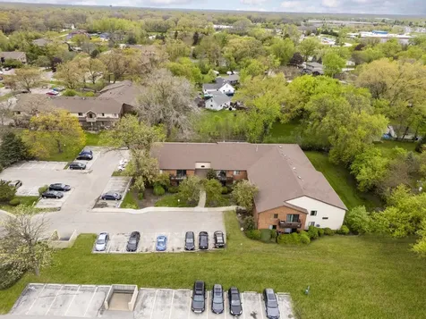 33561 North Royal Oak Lane Grayslake IL 60030