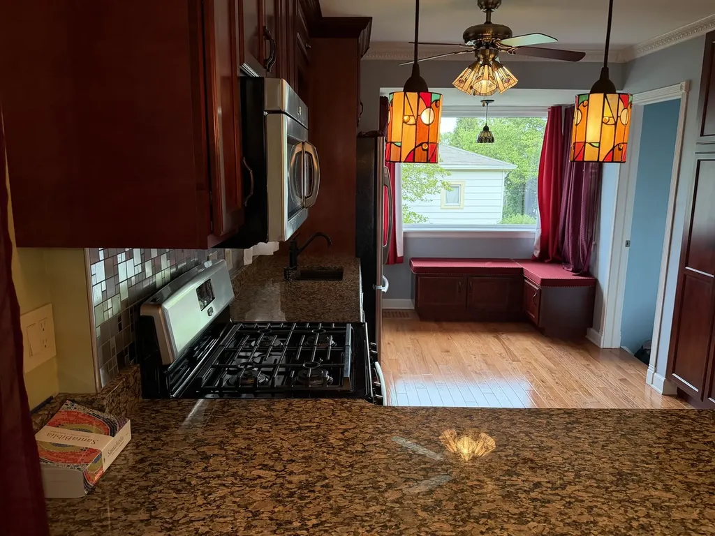 5705 South Nottingham Avenue Chicago IL 60638