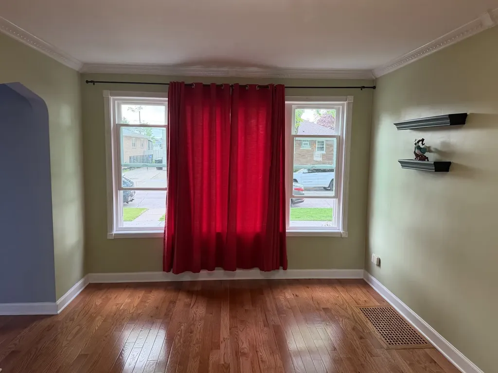 5705 South Nottingham Avenue Chicago IL 60638