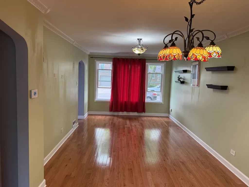 5705 South Nottingham Avenue Chicago IL 60638