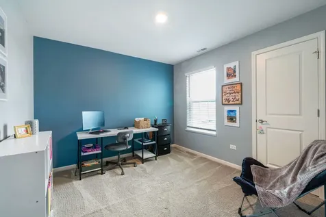 15027 West Quincy Circle Manhattan IL 60442