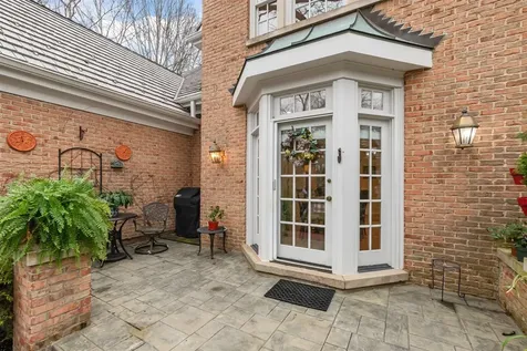 852 Gloucester Crossing Lake Forest IL 60045