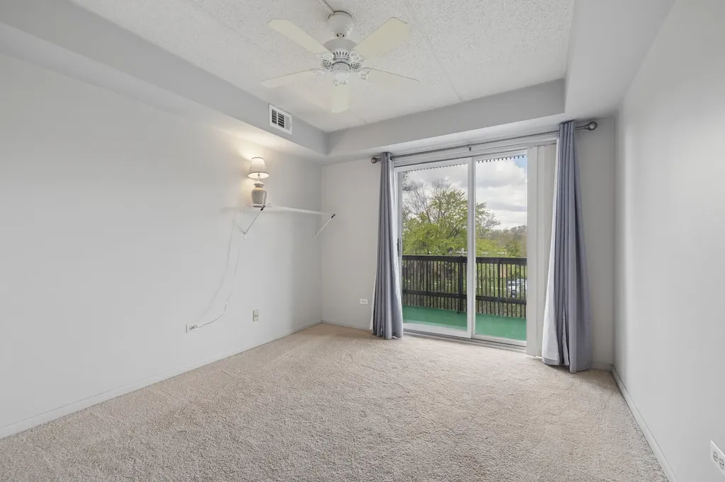 8025 Woodglen Lane Downers Grove IL 60516
