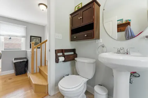2125 Emerson Street Evanston IL 60201