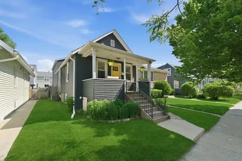 2125 Emerson Street Evanston IL 60201