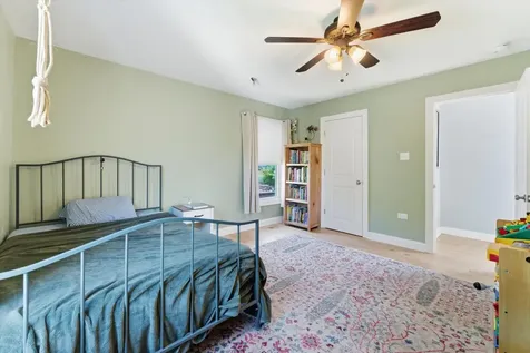 2125 Emerson Street Evanston IL 60201