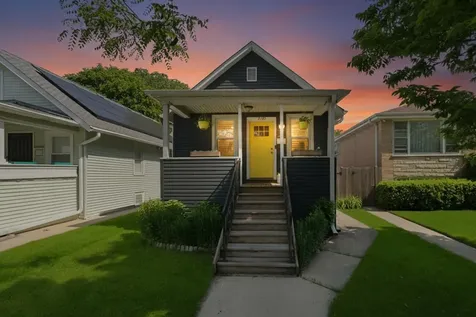 2125 Emerson Street Evanston IL 60201
