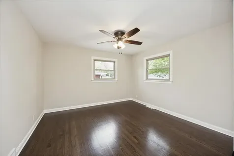 8759 Mobile Avenue Oak Lawn IL 60453