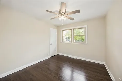 8759 Mobile Avenue Oak Lawn IL 60453