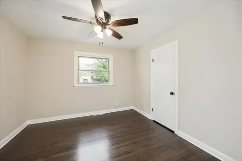 8759 Mobile Avenue Oak Lawn IL 60453