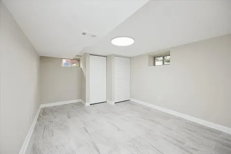 8759 Mobile Avenue Oak Lawn IL 60453