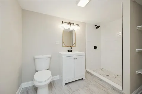 8759 Mobile Avenue Oak Lawn IL 60453