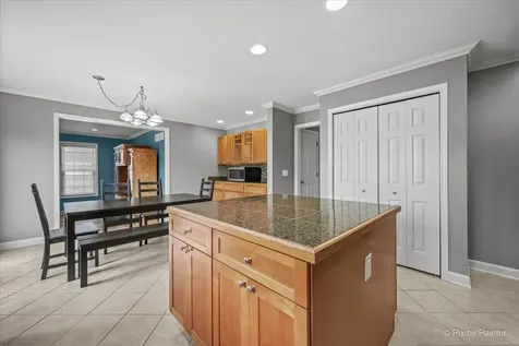 810 Woodridge Trail Mchenry IL 60050