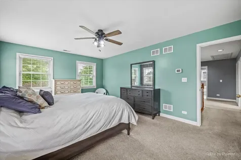 810 Woodridge Trail Mchenry IL 60050