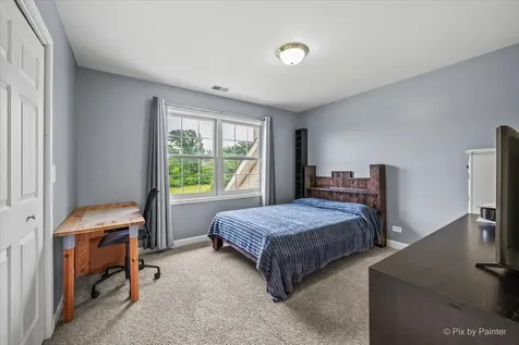 810 Woodridge Trail Mchenry IL 60050