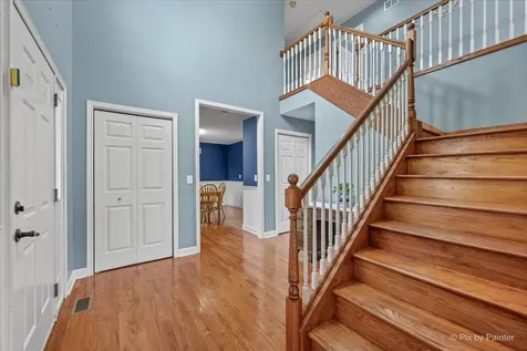 810 Woodridge Trail Mchenry IL 60050