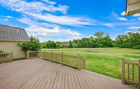 810 Woodridge Trail Mchenry IL 60050