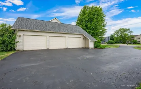 810 Woodridge Trail Mchenry IL 60050