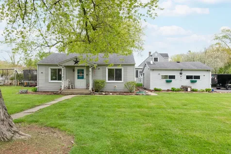 20929 West Sanrem Avenue Lake Villa IL 60046