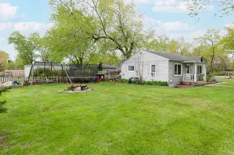 20929 West Sanrem Avenue Lake Villa IL 60046