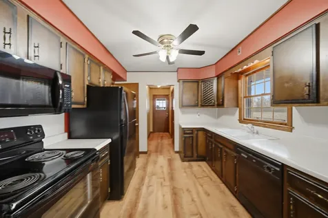 34078 1800 North Avenue Arlington IL 61312