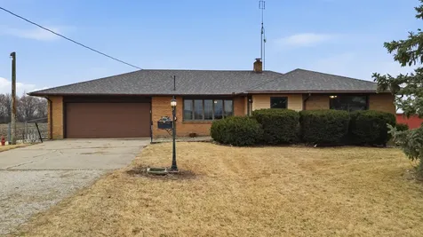 34078 1800 North Avenue Arlington IL 61312