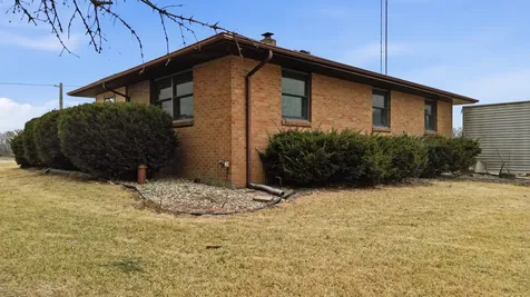 34078 1800 North Avenue Arlington IL 61312