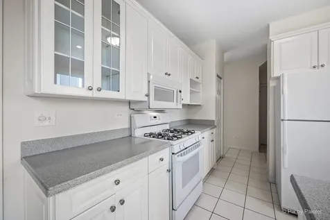 255 Charlotte Court Cary IL 60013