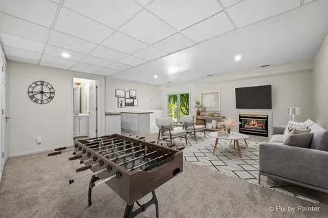 255 Charlotte Court Cary IL 60013