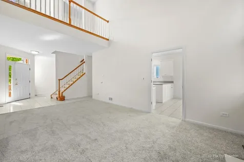 255 Charlotte Court Cary IL 60013