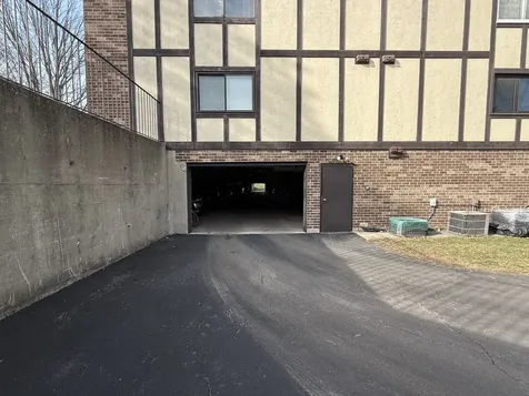 259 Stoneybrook Lane Bloomingdale IL 60108