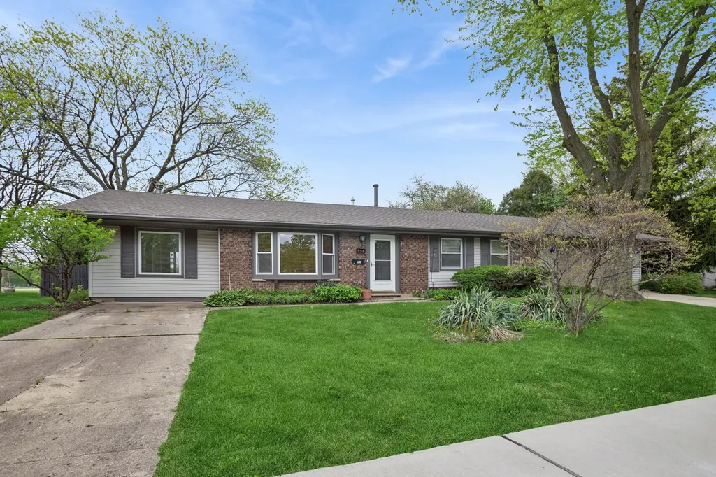 932 West Weathersfield Way Schaumburg IL 60193
