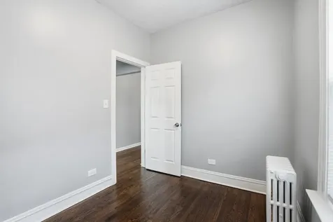 7923 South Luella Avenue Chicago IL 60617