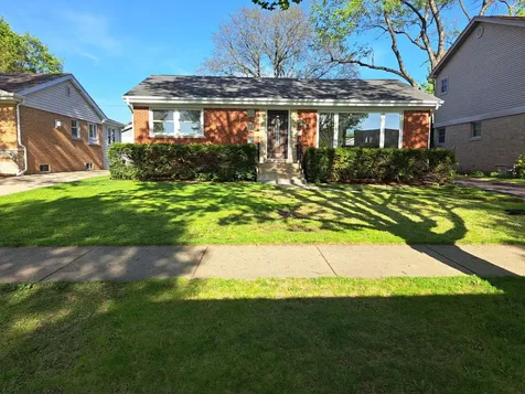 307 North Fairview Avenue Mount Prospect IL 60056