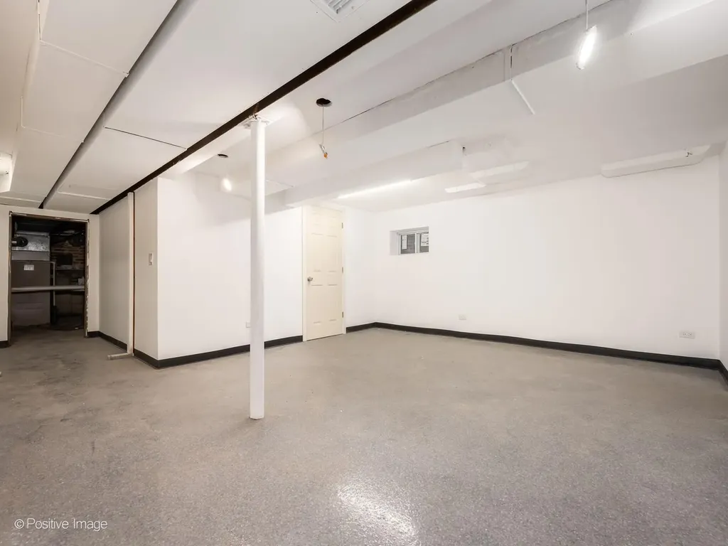 2630 West Estes Avenue Chicago IL 60645