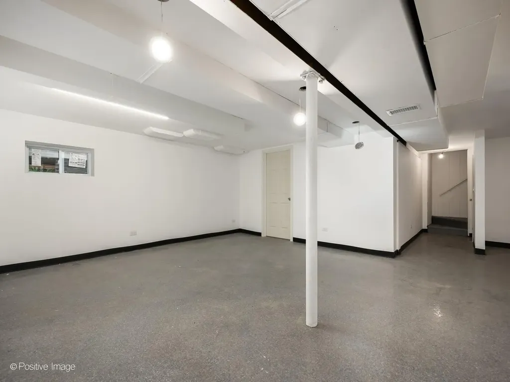 2630 West Estes Avenue Chicago IL 60645