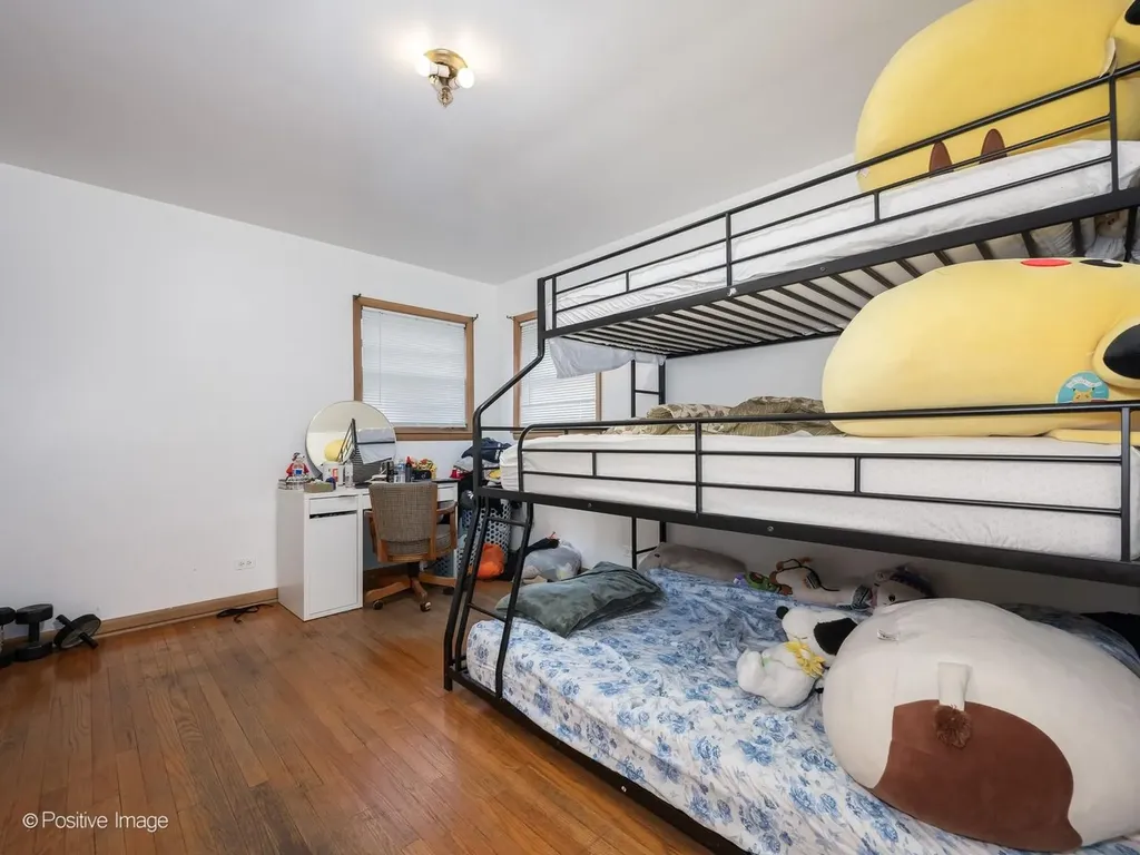 2630 West Estes Avenue Chicago IL 60645