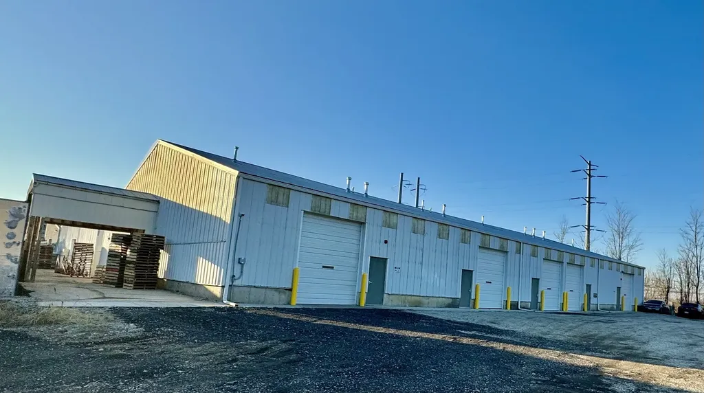 43 Oak Street Bristol IL 60512