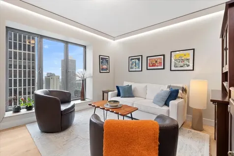950 North Michigan Avenue Chicago IL 60611