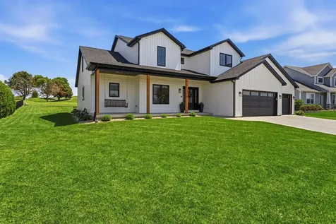 2516 Piney Run Bloomington IL 61705