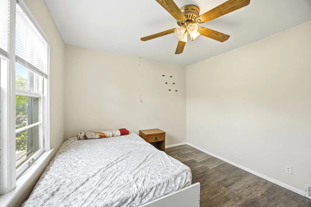 1112 Spruce Street Lake In The Hills IL 60156