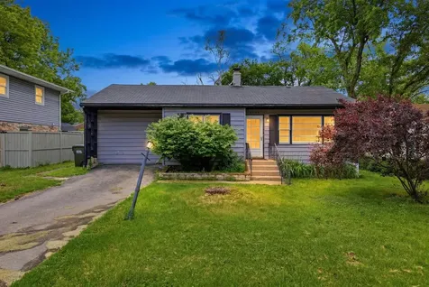 1112 Spruce Street Lake In The Hills IL 60156